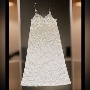 Vintage Vassarette Lacey Lingerie Pin Up Off White Cream Retro Slip Dress